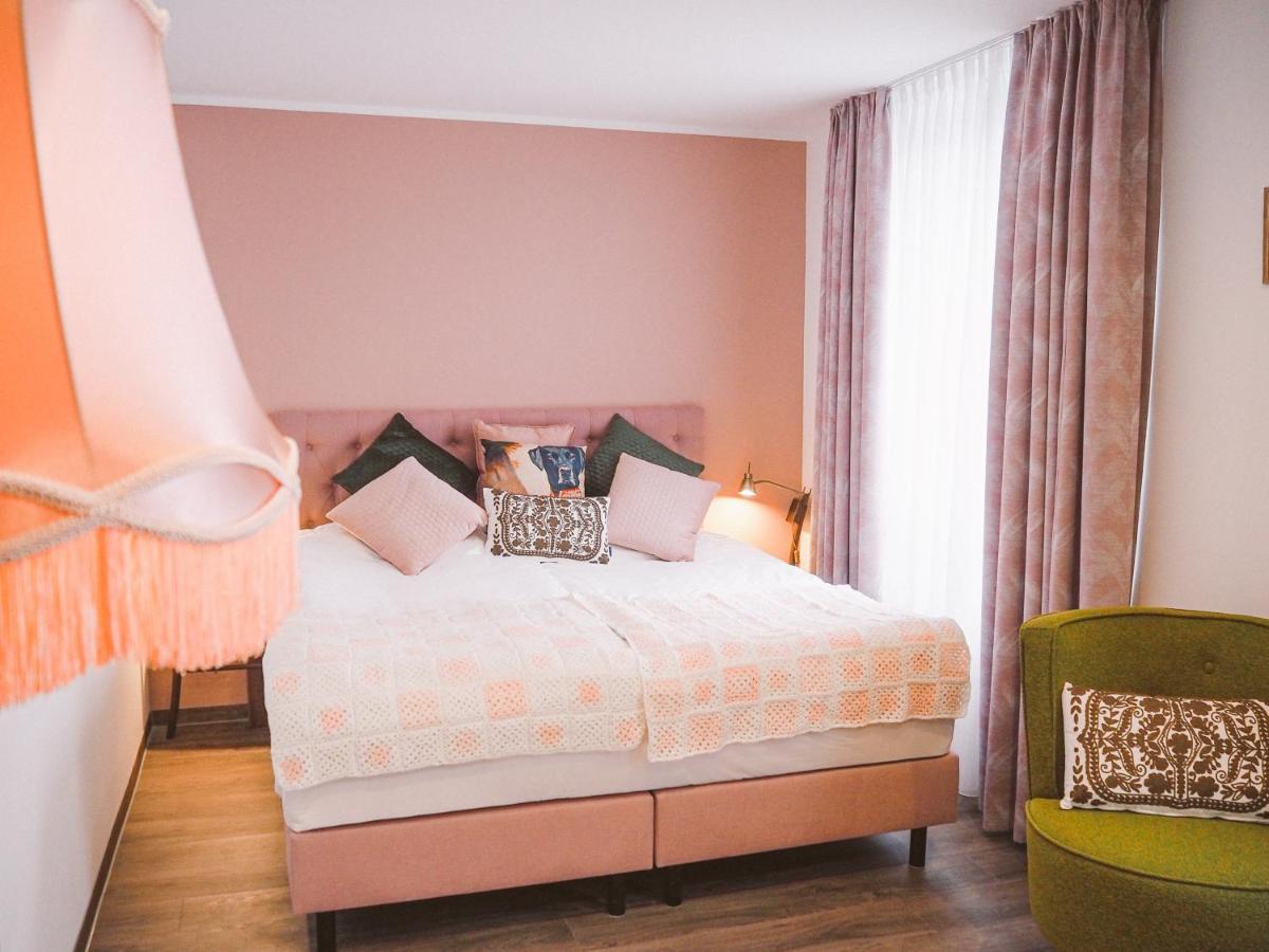 Tante Alma'S Muelheimer Hotel Mülheim an der Ruhr Екстериор снимка
