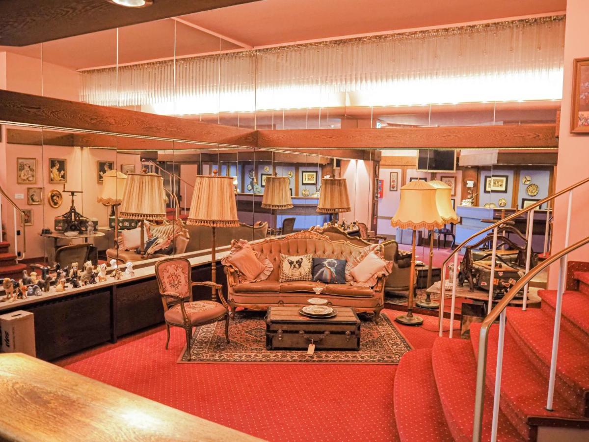 Tante Alma'S Muelheimer Hotel Mülheim an der Ruhr Екстериор снимка